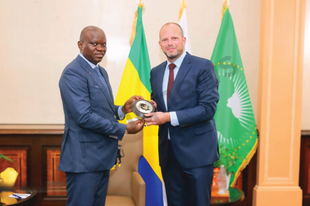 coopération militaire Gabon-Belgique