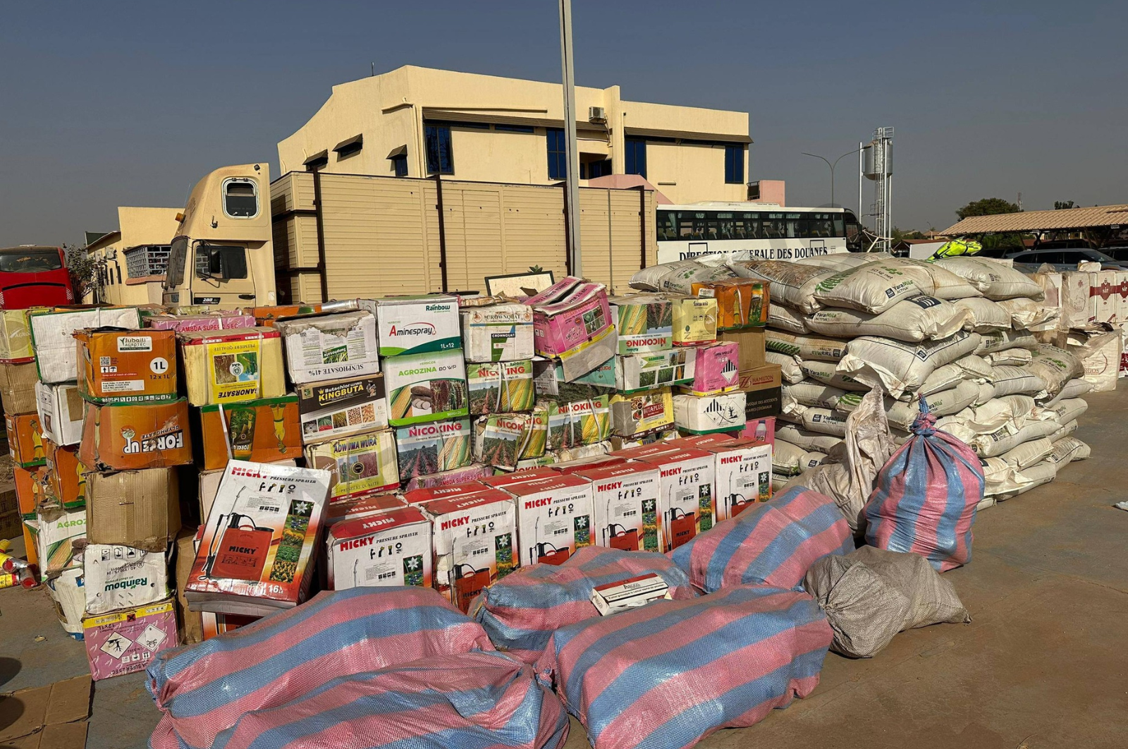 saisie de produits prohibés au Burkina Faso